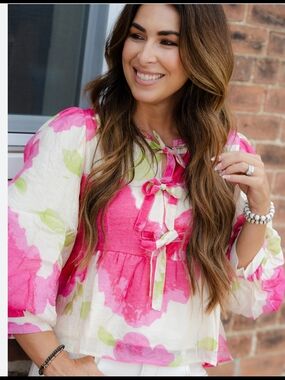 JODIFL Pink and Cream Floral Tie-Neck peplum Blouse